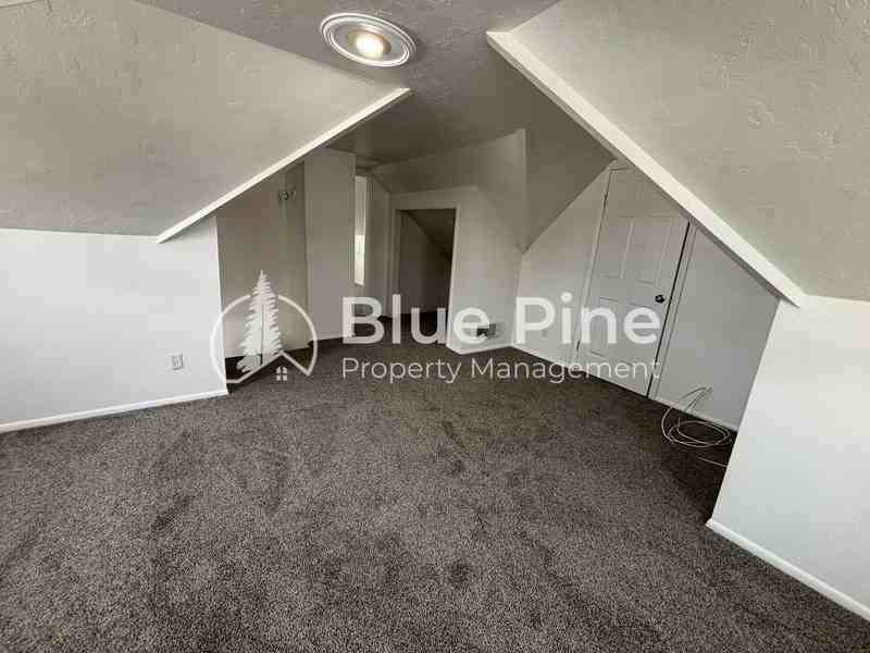 309 S Milton Ave - Photo 7 of 15