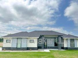 featured image of 900 Apple Blossom Way