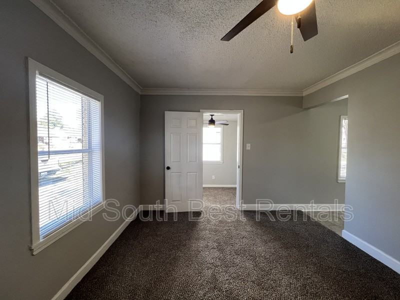 1756 S Lauderdale St - Photo 7 of 14