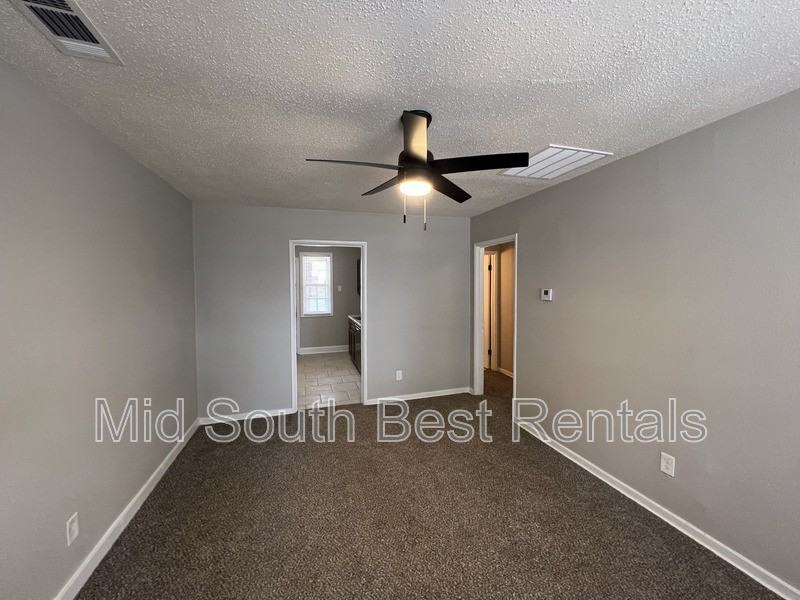 3049 Waynoka Ave - Photo 6 of 13