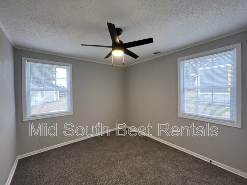 3049 Waynoka Ave - Photo 7 of 13