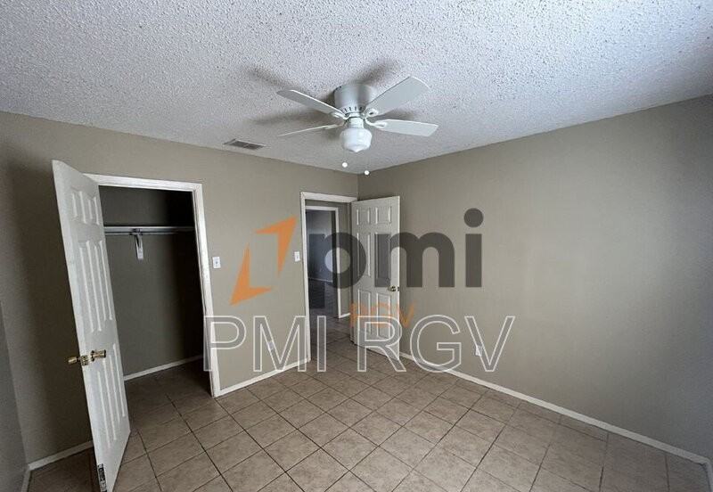 1608 Norma Ln #7 - Photo 6 of 10