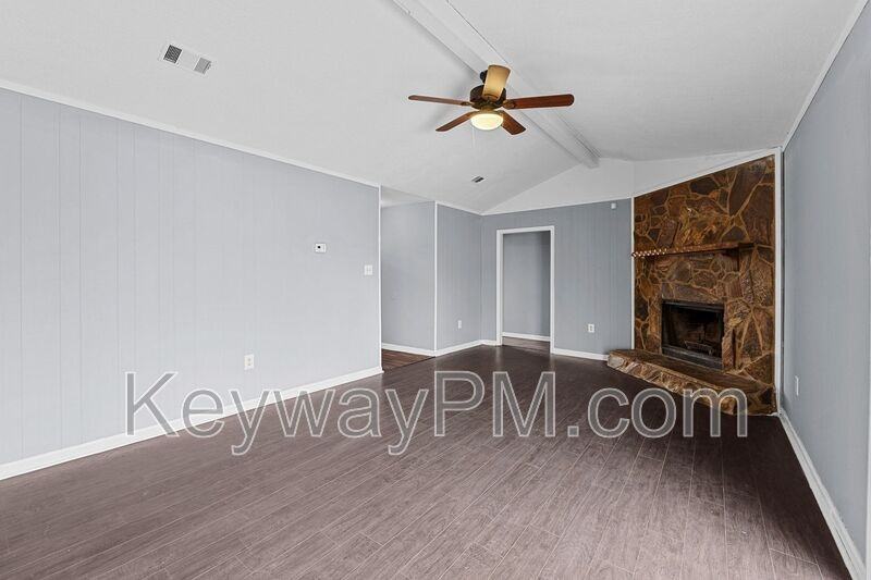 3713 Tahitian Trl - Photo 3 of 18