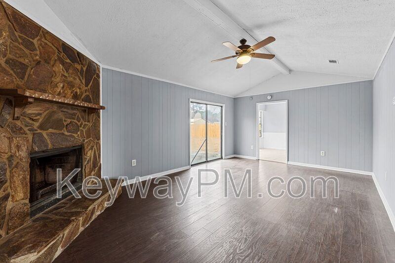 3713 Tahitian Trl - Photo 4 of 18