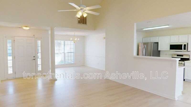 342 Meadow Pathway Dr - Photo 5 of 25