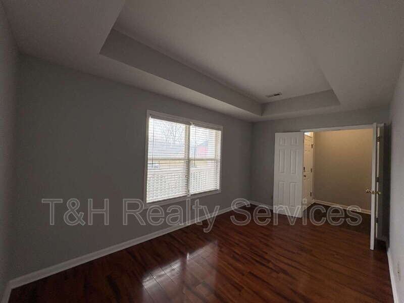 2030 N College Ave - Photo 7 of 23