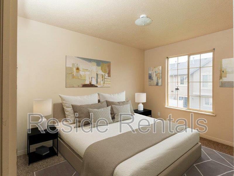 1754 Northwest - Photo 7 of 16