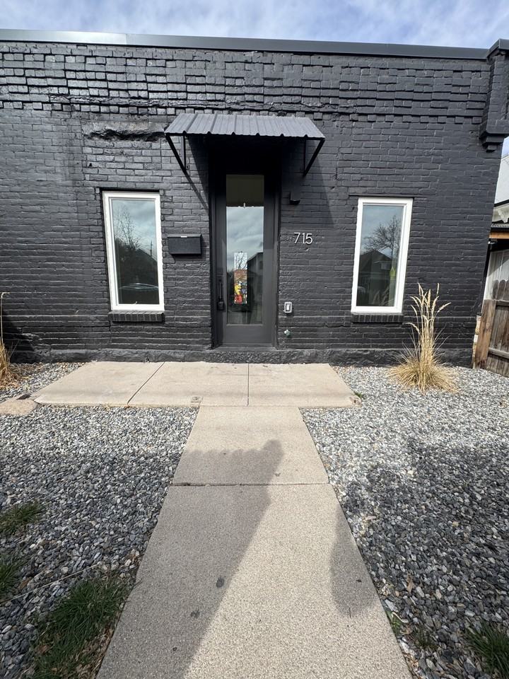 715 West 9th Avenue - Photo 2 of 16