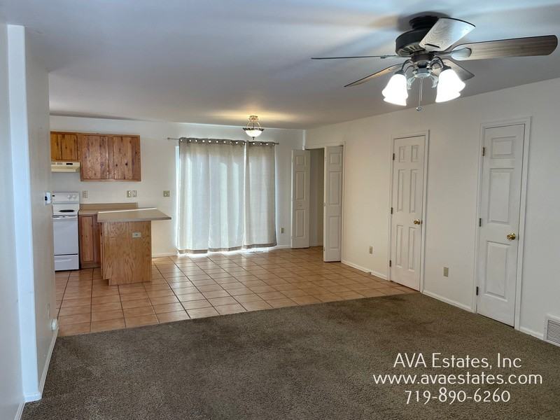 246 W Coral Dr - Photo 2 of 13