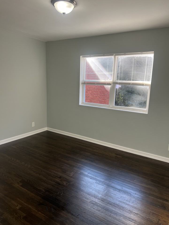 Dream Court Apartments - Photo 7 of 31