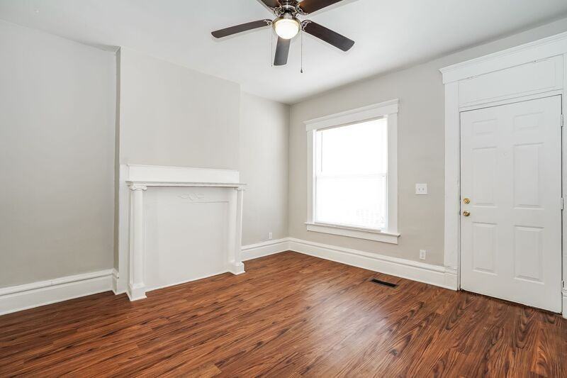 237 Avondale Ave - Photo 3 of 9