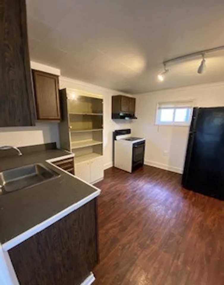 1038 State Avenue - Photo 5 of 7