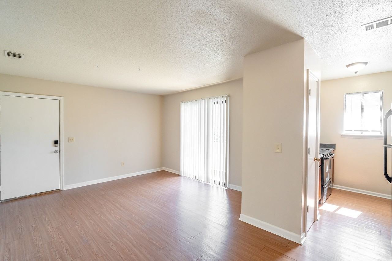 Seminole Village - Photo 3 of 14