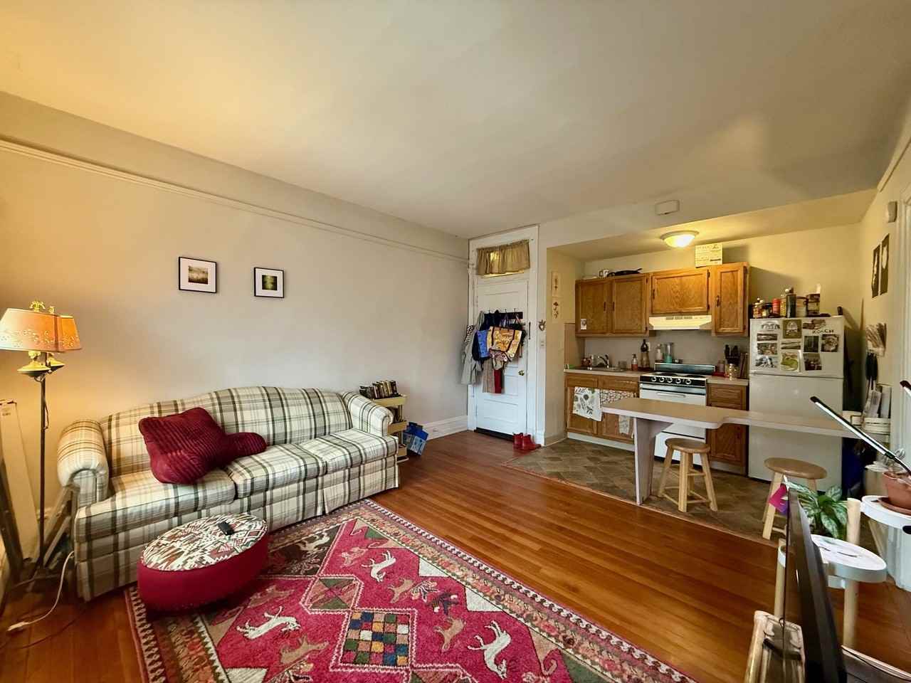 1503 Broom - Photo 4 of 11