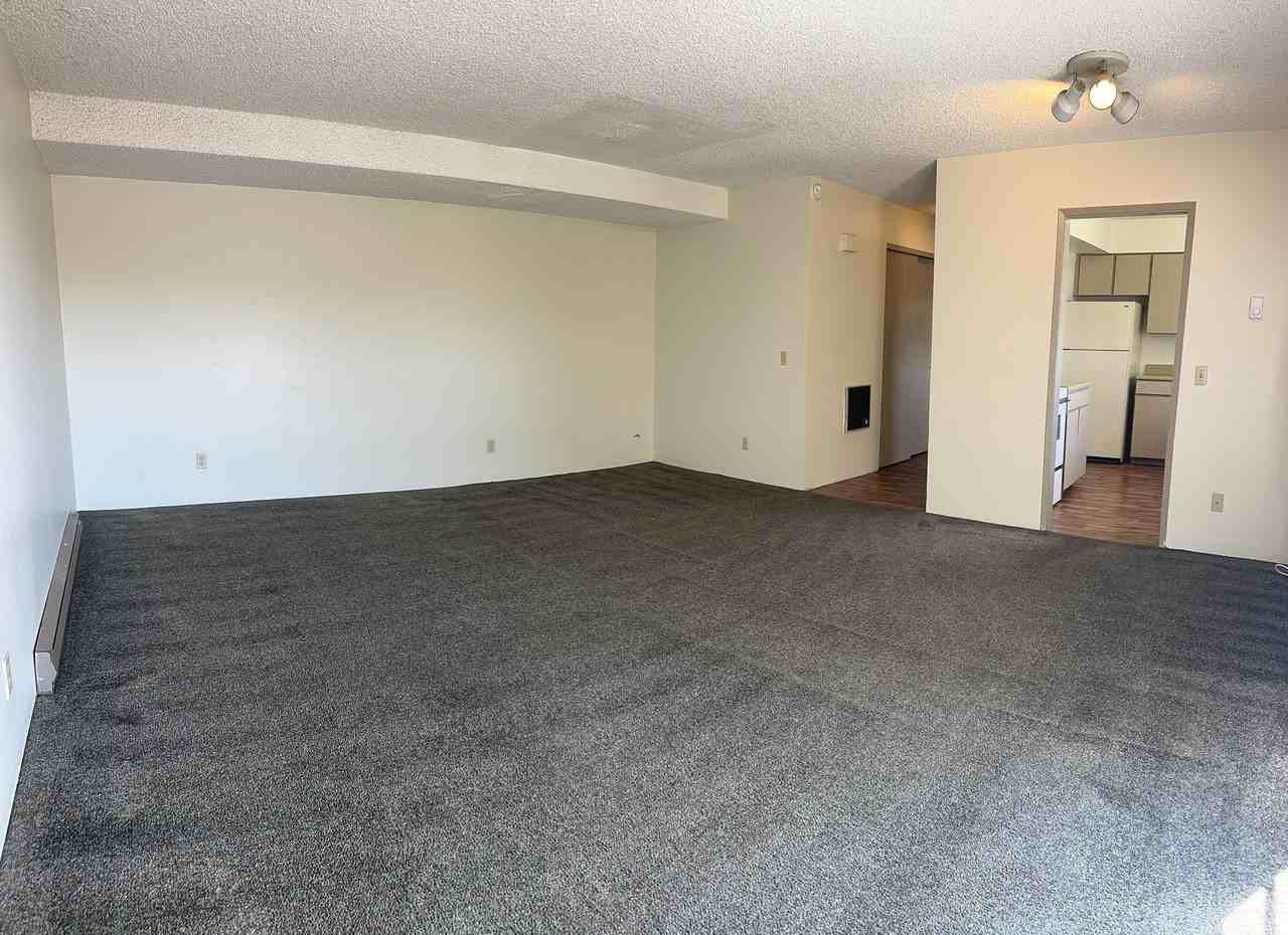 "Cliff-Dwellers" - Photo 5 of 11