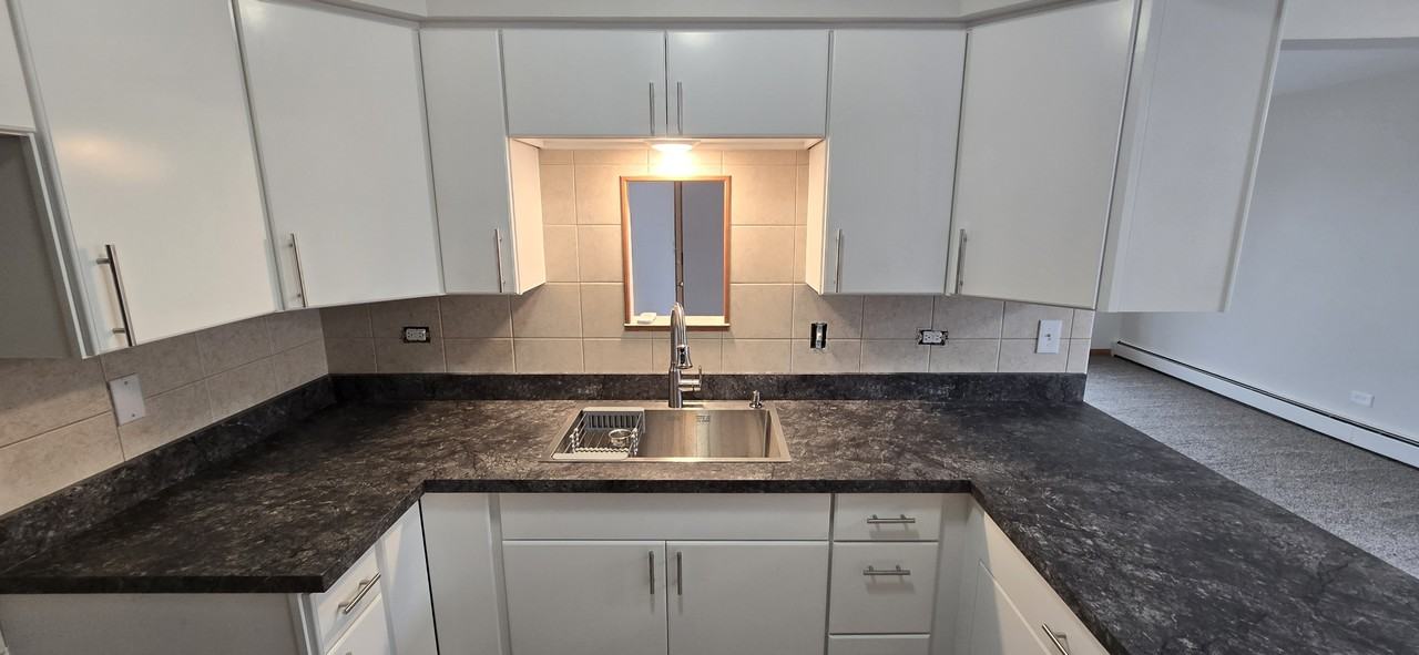 11180 Moraine Drive - Photo 2 of 13