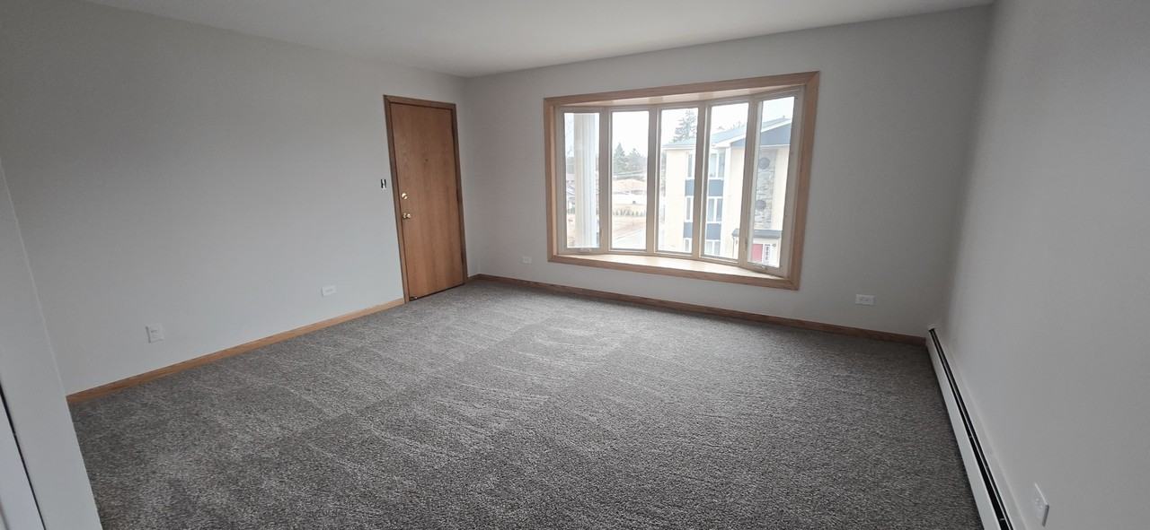 11180 Moraine Drive - Photo 3 of 13