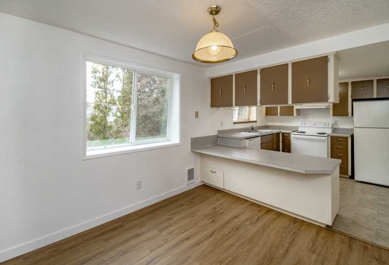 13314 86th Ave E #B - Photo 7 of 24