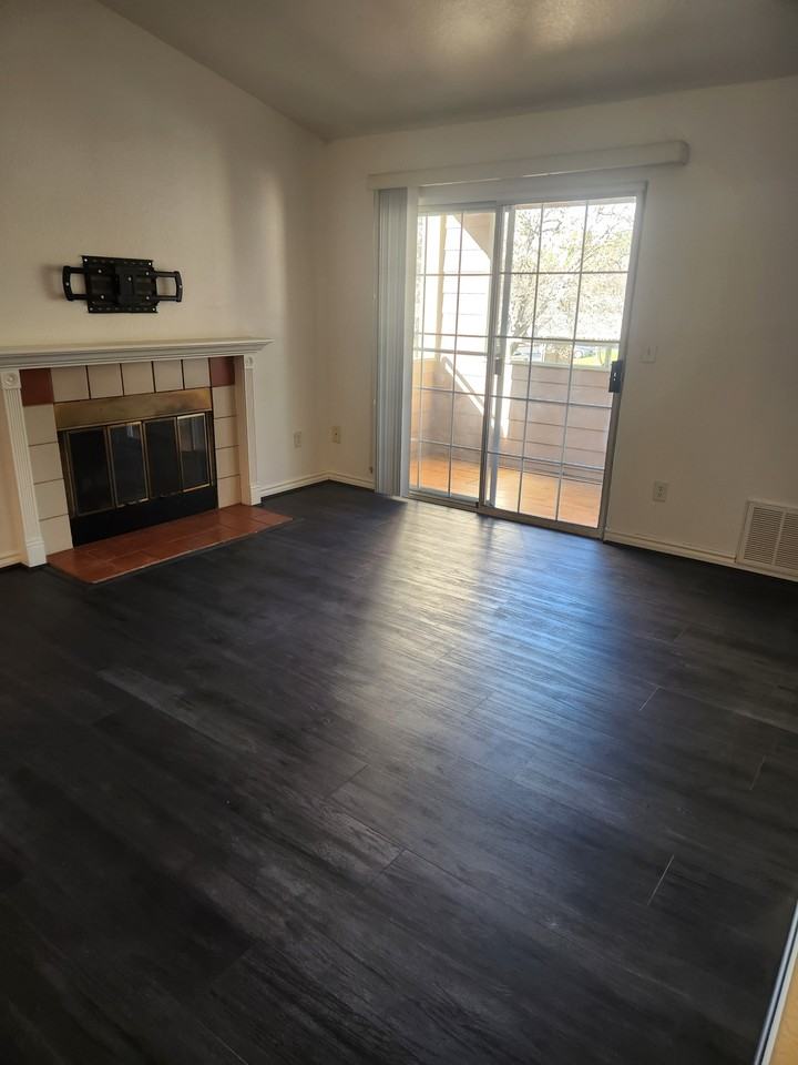 11150 Trinity River Drive - Photo 3 of 16