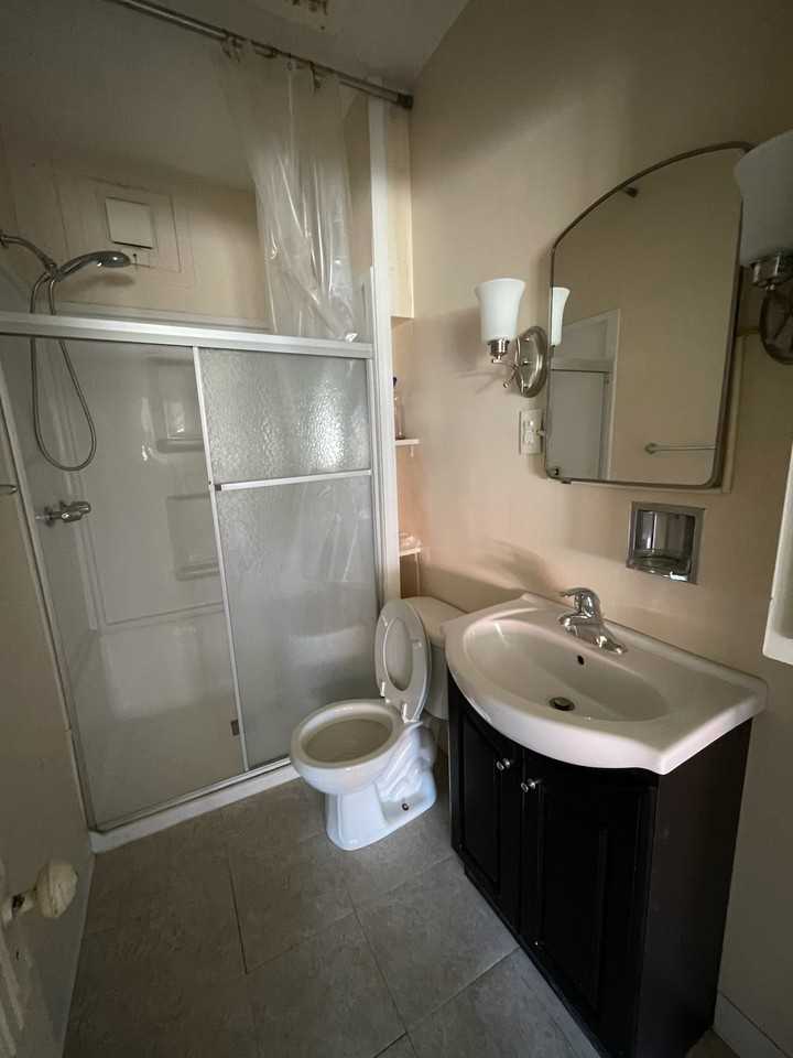 Atrium - Photo 7 of 9