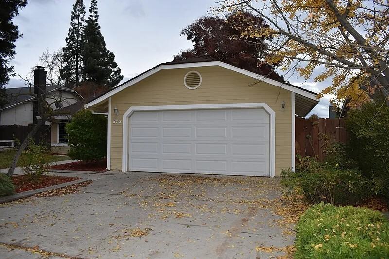 872 San Pablo Ave - Photo 4 of 42