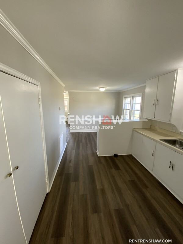 520 E College St - Photo 6 of 18