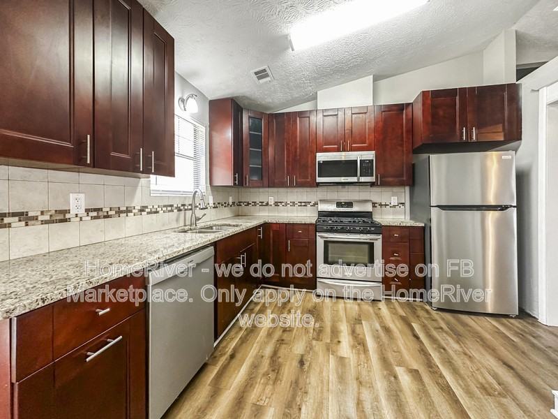 3440 Great Meadows Ct - Photo 4 of 20