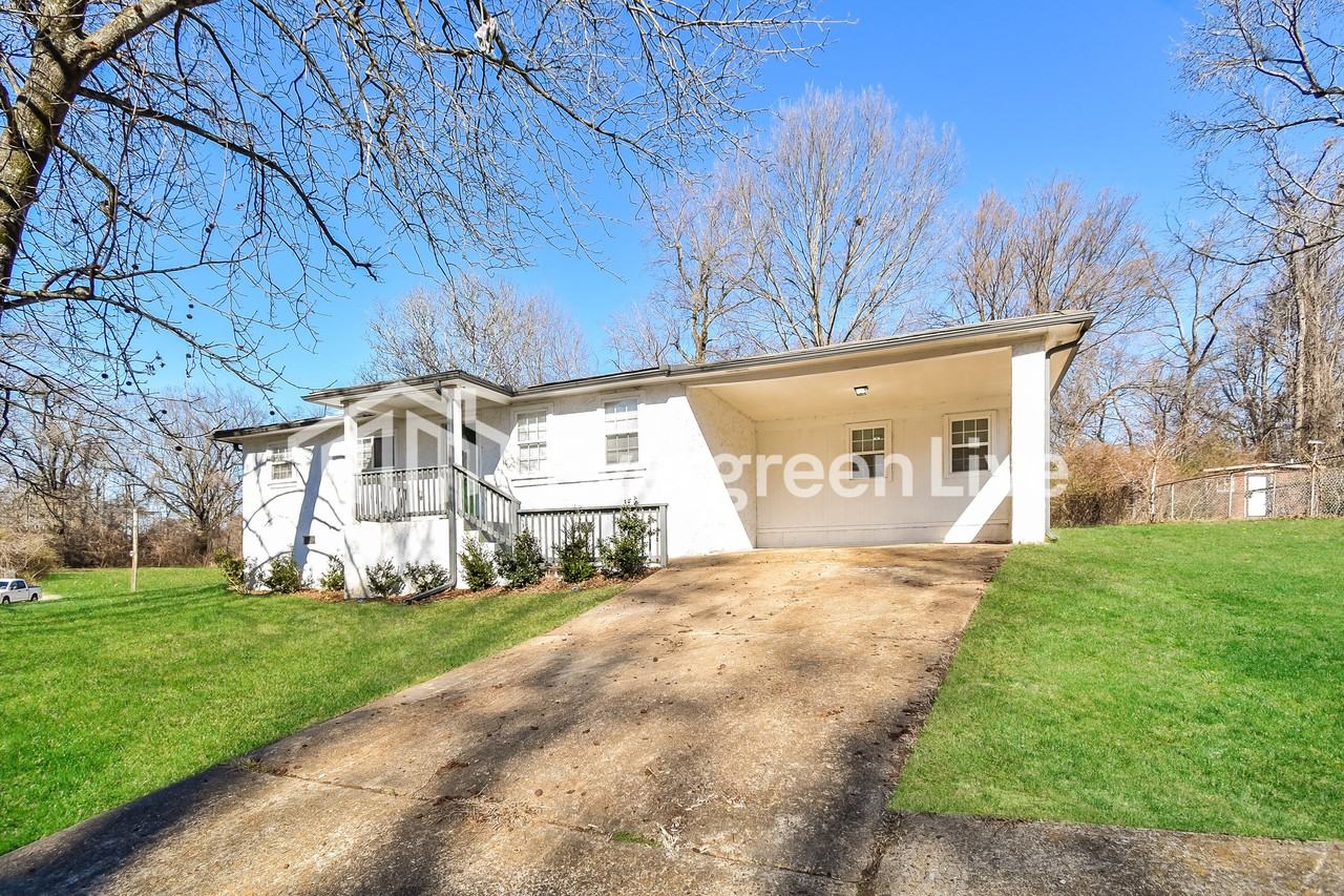 3072 Peggy Rd - Photo 2 of 15