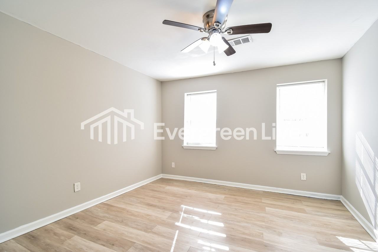 3072 Peggy Rd - Photo 7 of 15