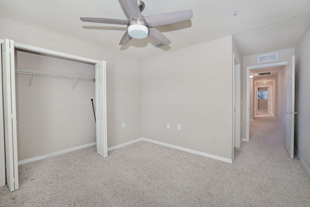9093 Gervais Cir - Photo 7 of 25