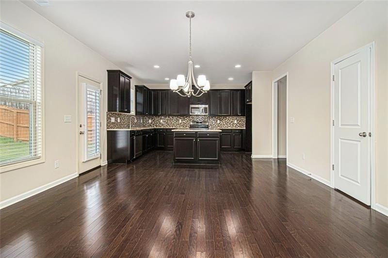 4710 Wagon Trl - Photo 6 of 20