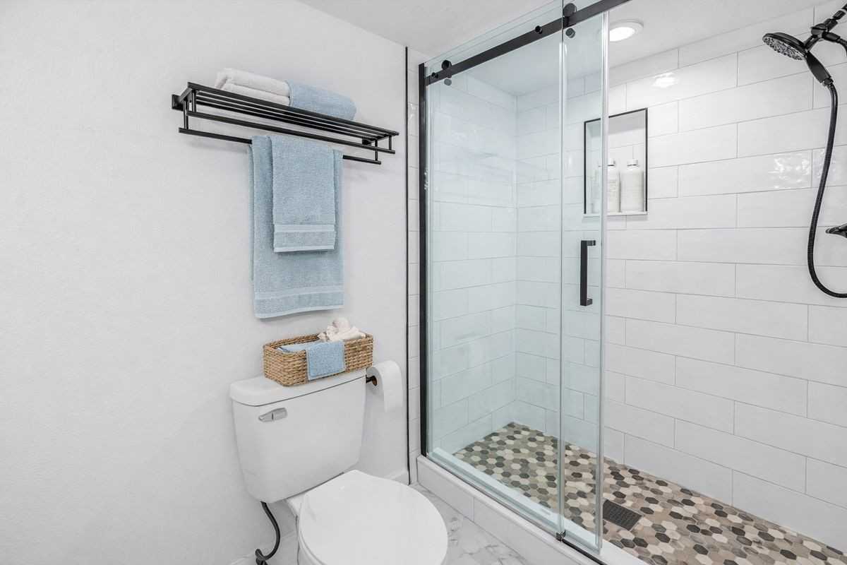 9613 Tara Cay Ct - Photo 3 of 50