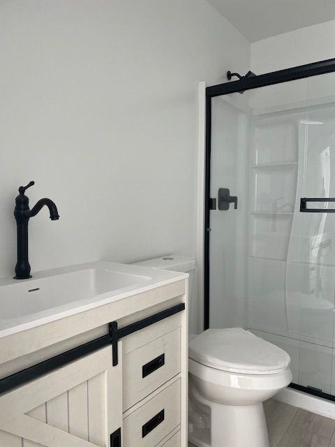 187 W Sidlee St ##B - Photo 3 of 6