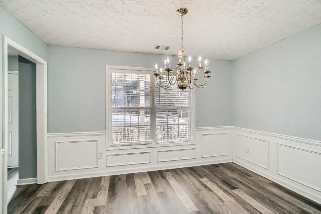 391 Lake Valley Dr - Photo 7 of 25