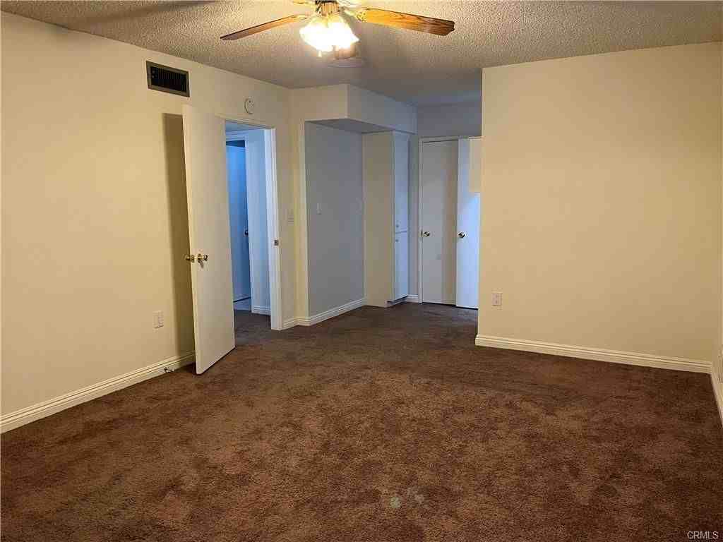 26575 Mccall Blvd - Photo 7 of 8