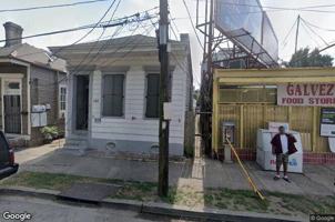 featured image of 124 N Galvez St