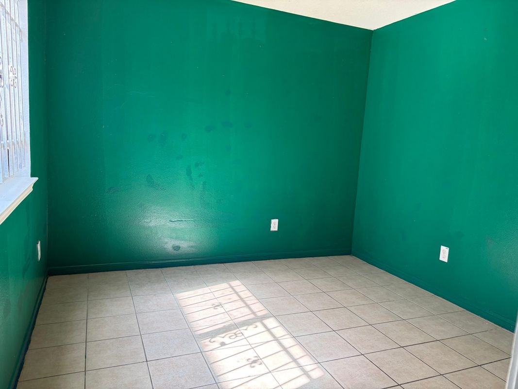 15738 Boonridge Rd - Photo 4 of 12