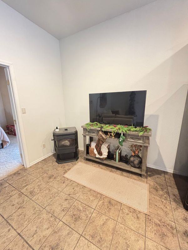 1208 Alpine Oaks Dr - Photo 6 of 10