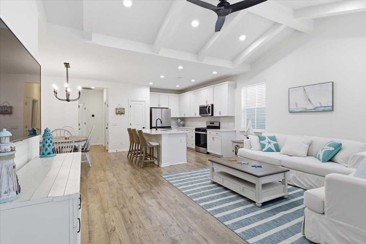 35 Caribbean Soul Ave ##102 - Photo 3 of 32