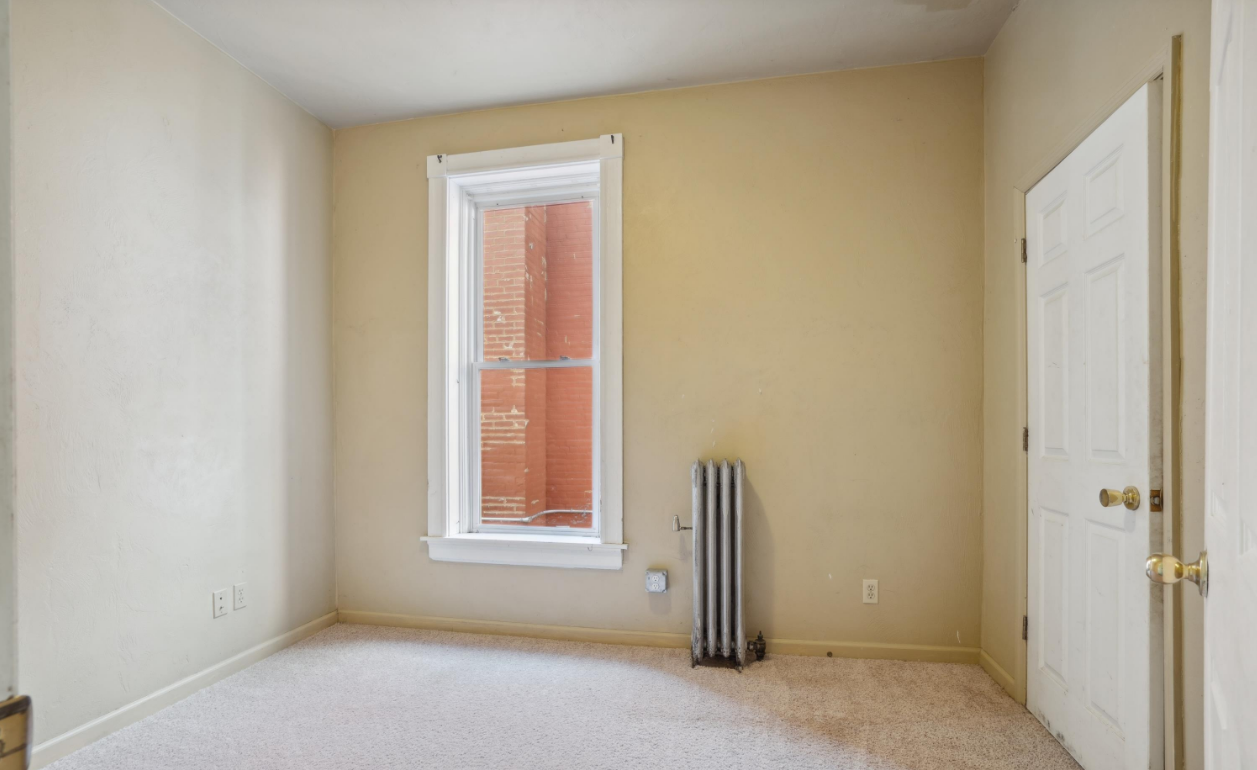 538 Loras Blvd #538 - Photo 4 of 21