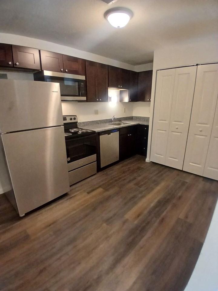 Autumn Ridge - Photo 2 of 20