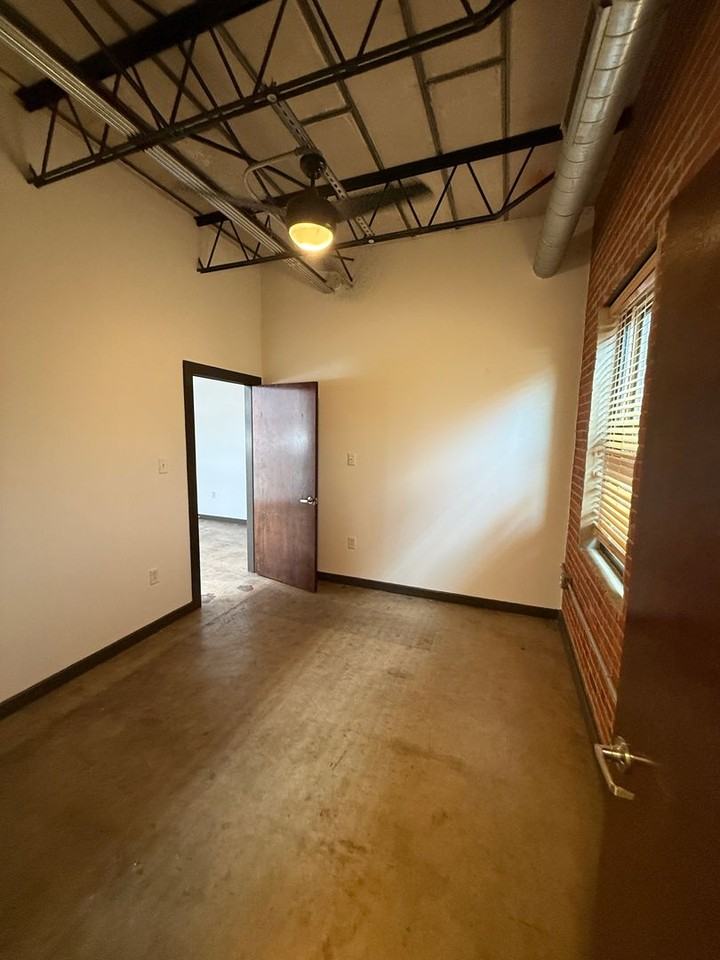 703 N Harrison St./410 Hancock St. - Photo 6 of 10