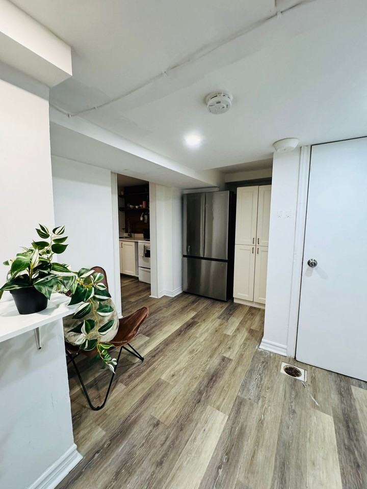 114 Lawnside Drive #4 - Photo 2 of 8