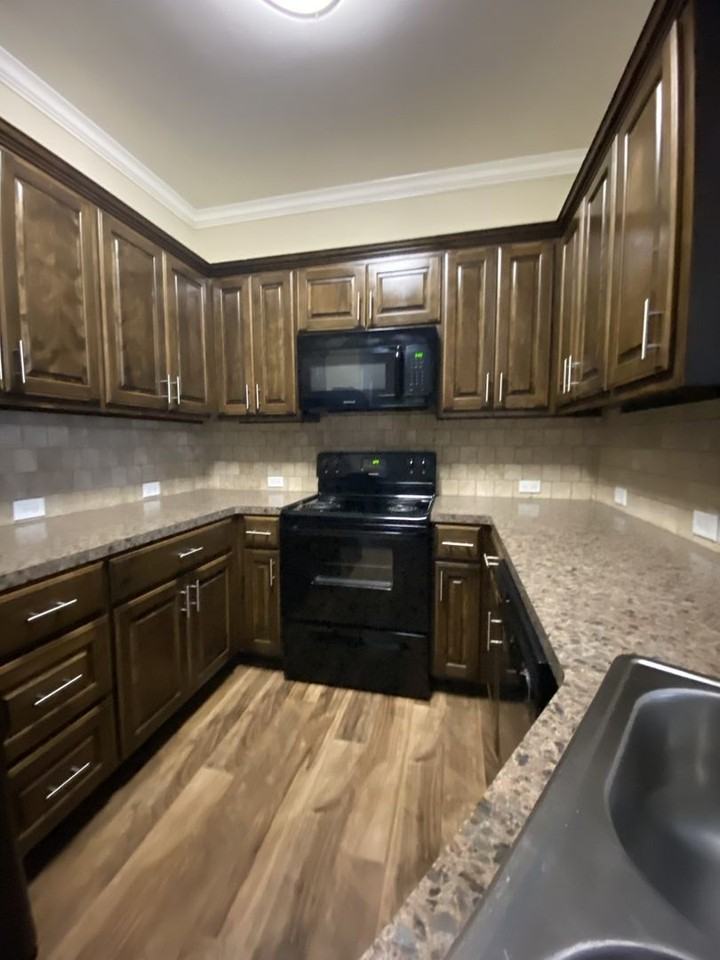 Hamlet Park 2 LP - Photo 5 of 22