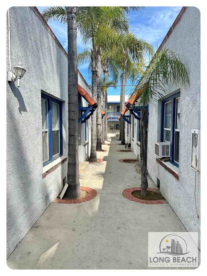 833 East 1st Street #3 - Photo 7 of 10