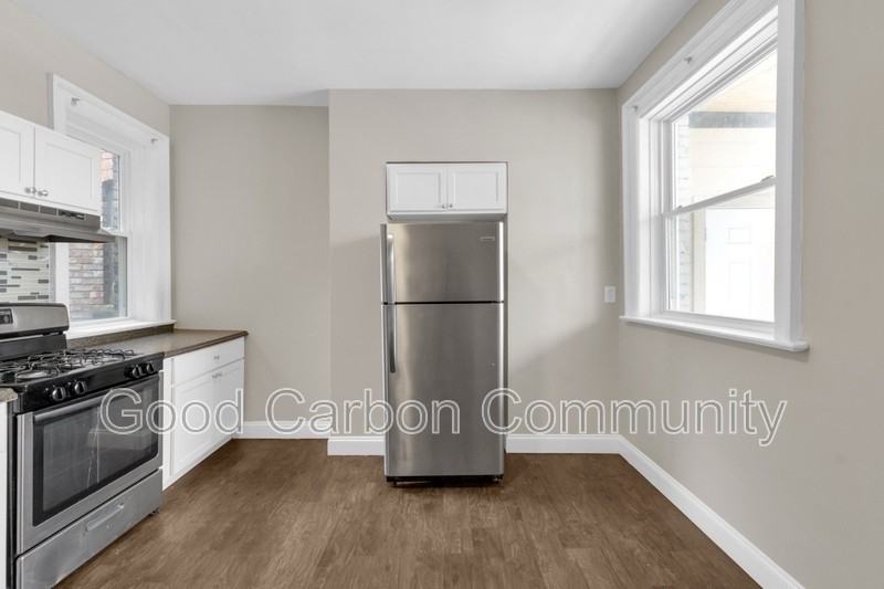 1073 Grant St #27 - Photo 3 of 16