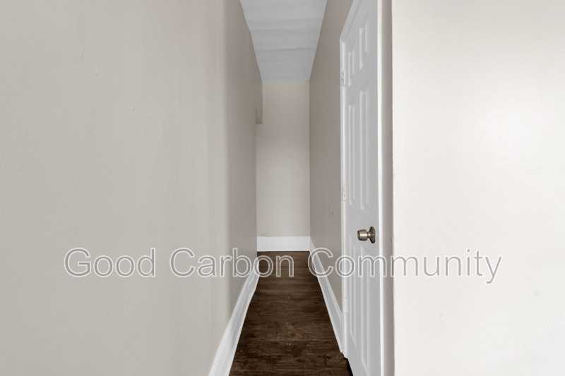 1073 Grant St #27 - Photo 5 of 16