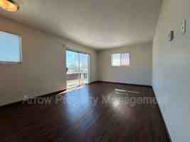 featured image of 321 Chestnut St #10