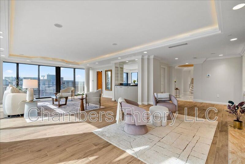 1530 Key Blvd #1310 - Photo 7 of 46