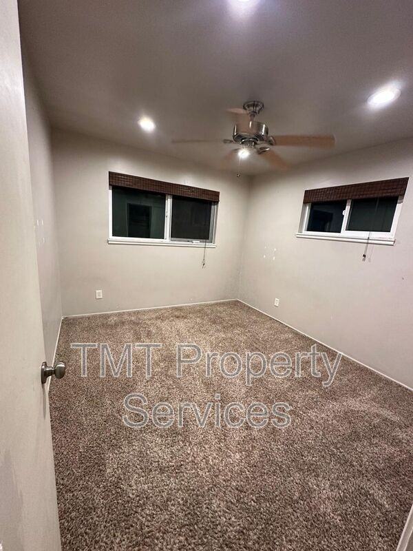 1615 W St #3 - Photo 6 of 9